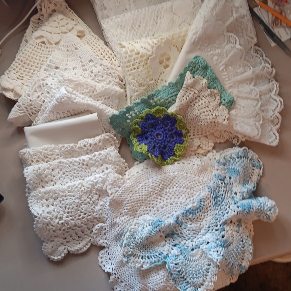 Handmade Doilies - Picture 4 of 4